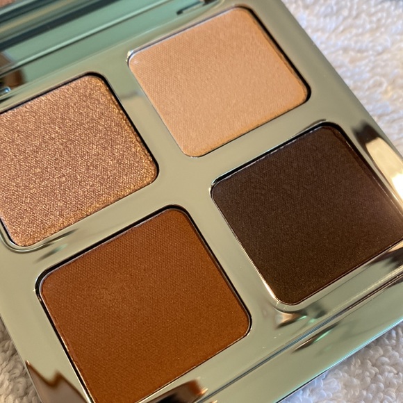 IL MAKIAGE Color Boss Squad Multi Dimensional Eye Color Quad Eyeshadow Palette - Picture 3 of 5